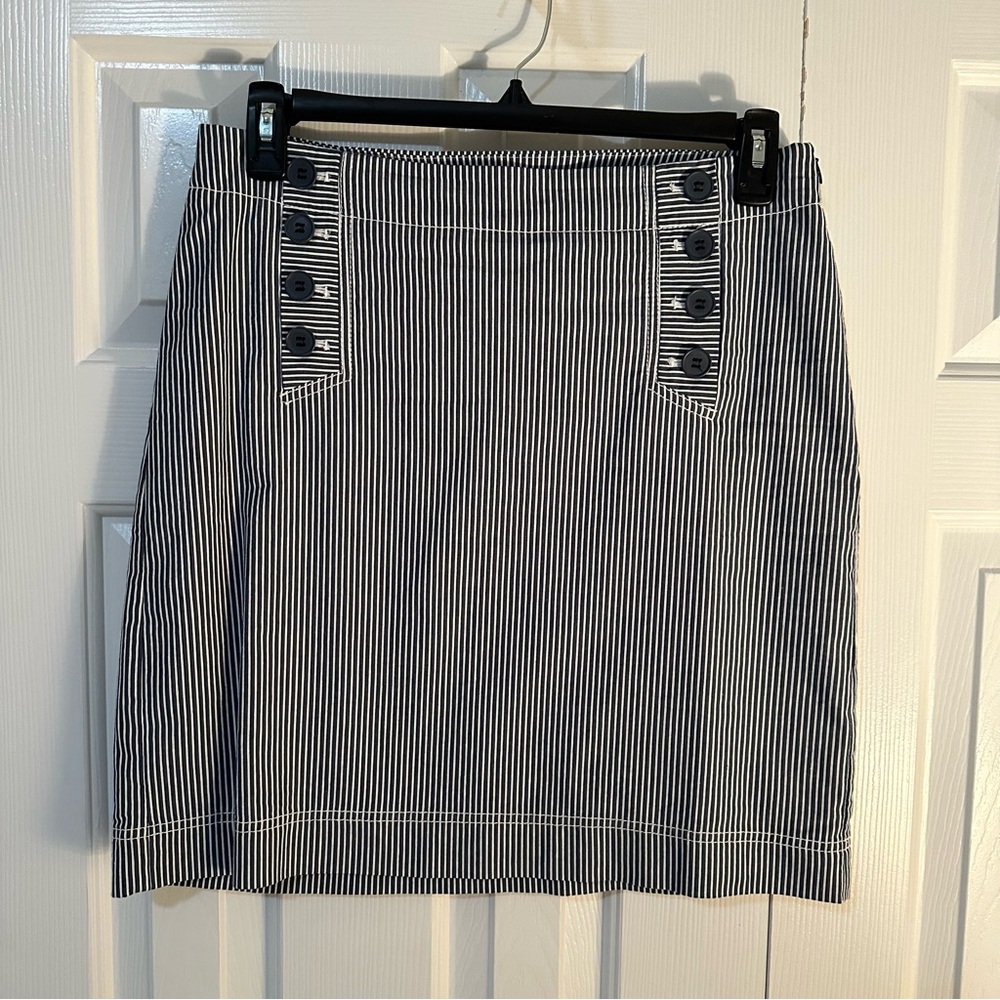 Talbots Size 10 navy and white skirt Nautical and sassy!!